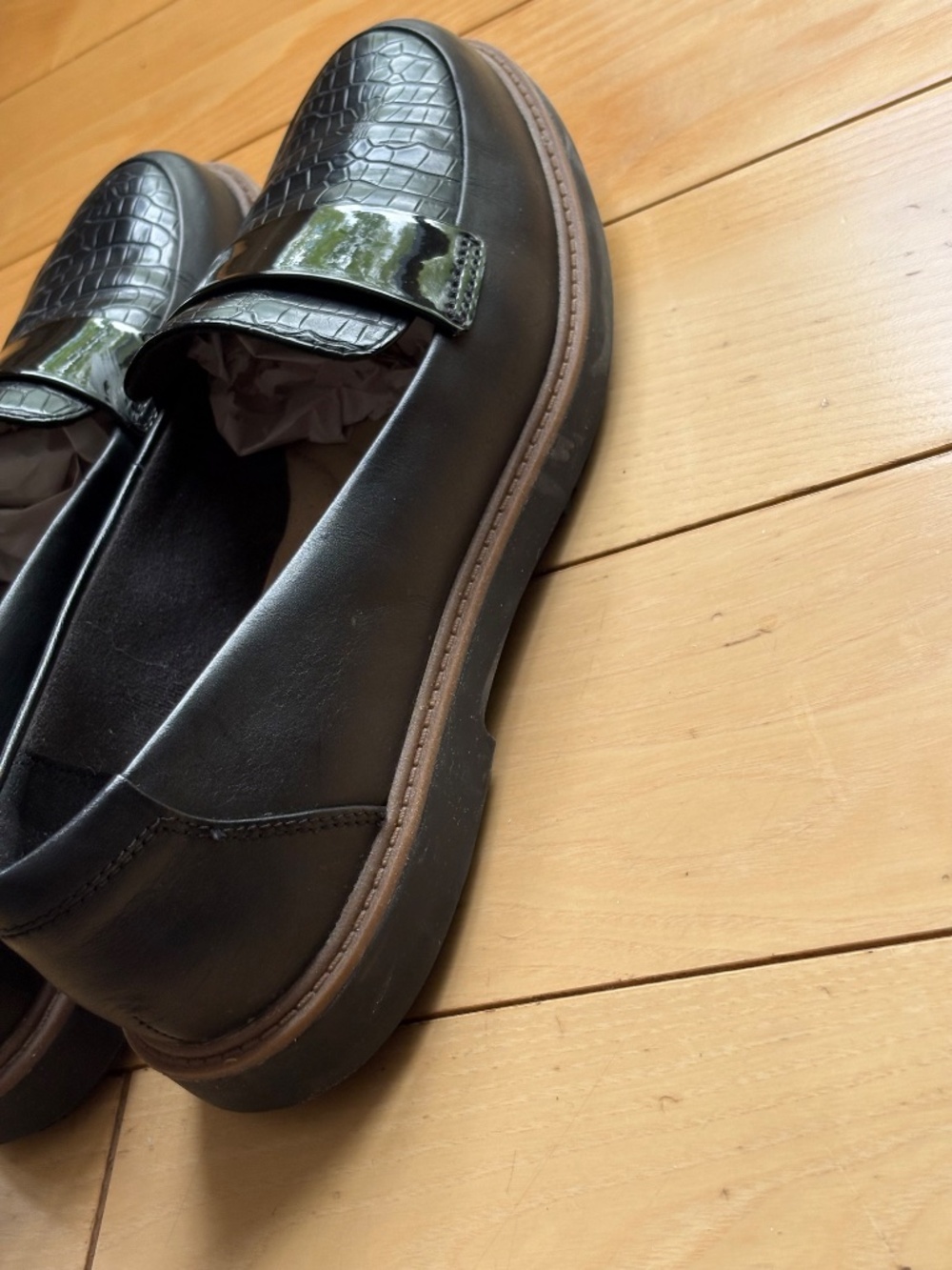 Clarks Raisie Arlie Black Leather Croc Loafers 8.5 M Comfort Work Slip On